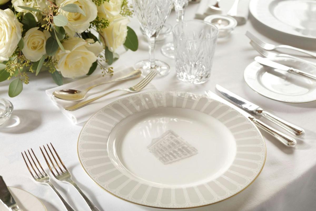 The College Green Dublin Hotel, Autograph Collection