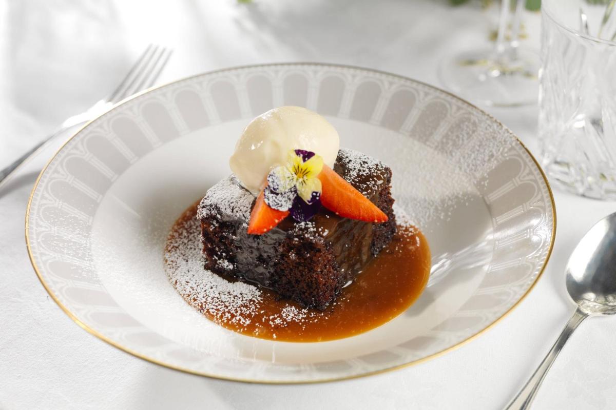 The College Green Dublin Hotel, Autograph Collection