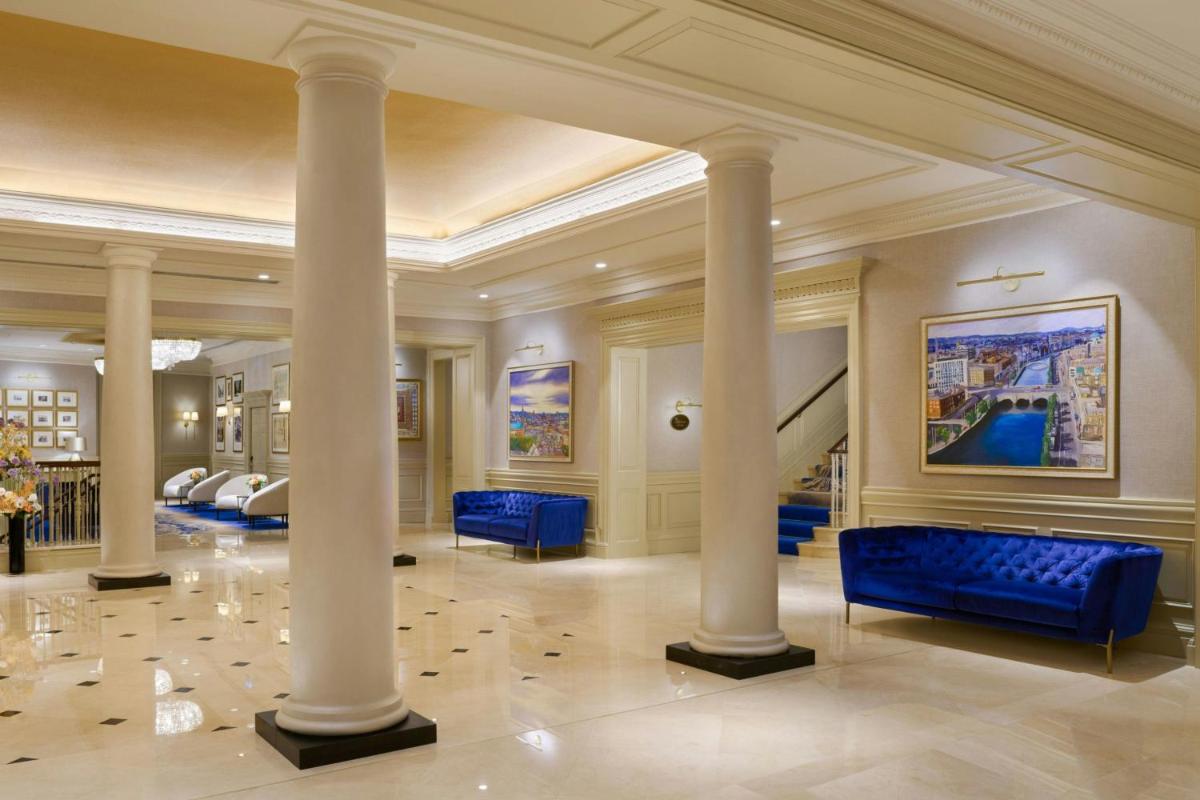 The College Green Dublin Hotel, Autograph Collection