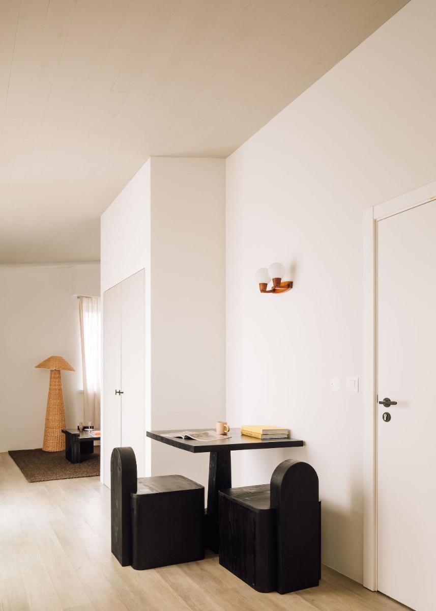 White Exclusive Suites & Villas