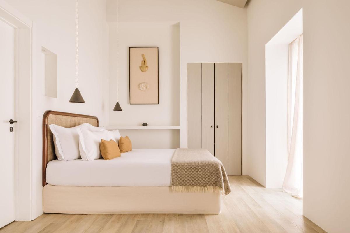 White Exclusive Suites & Villas