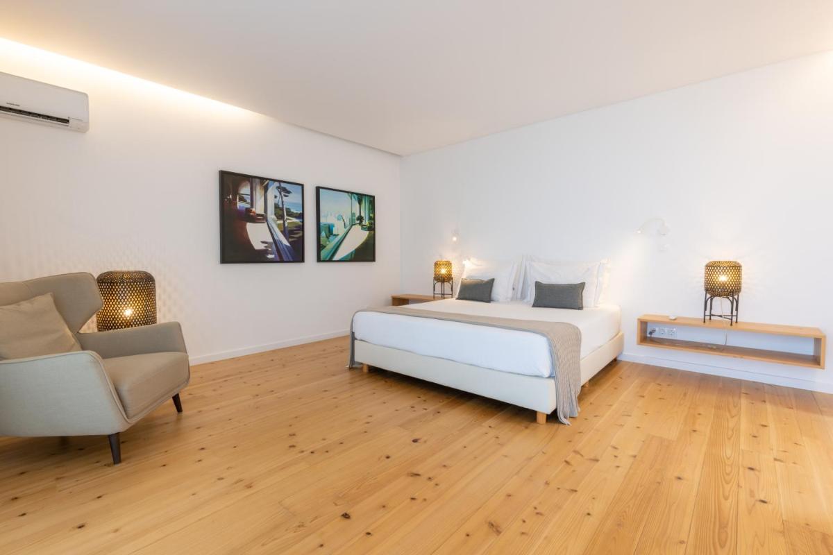 White Exclusive Suites & Villas