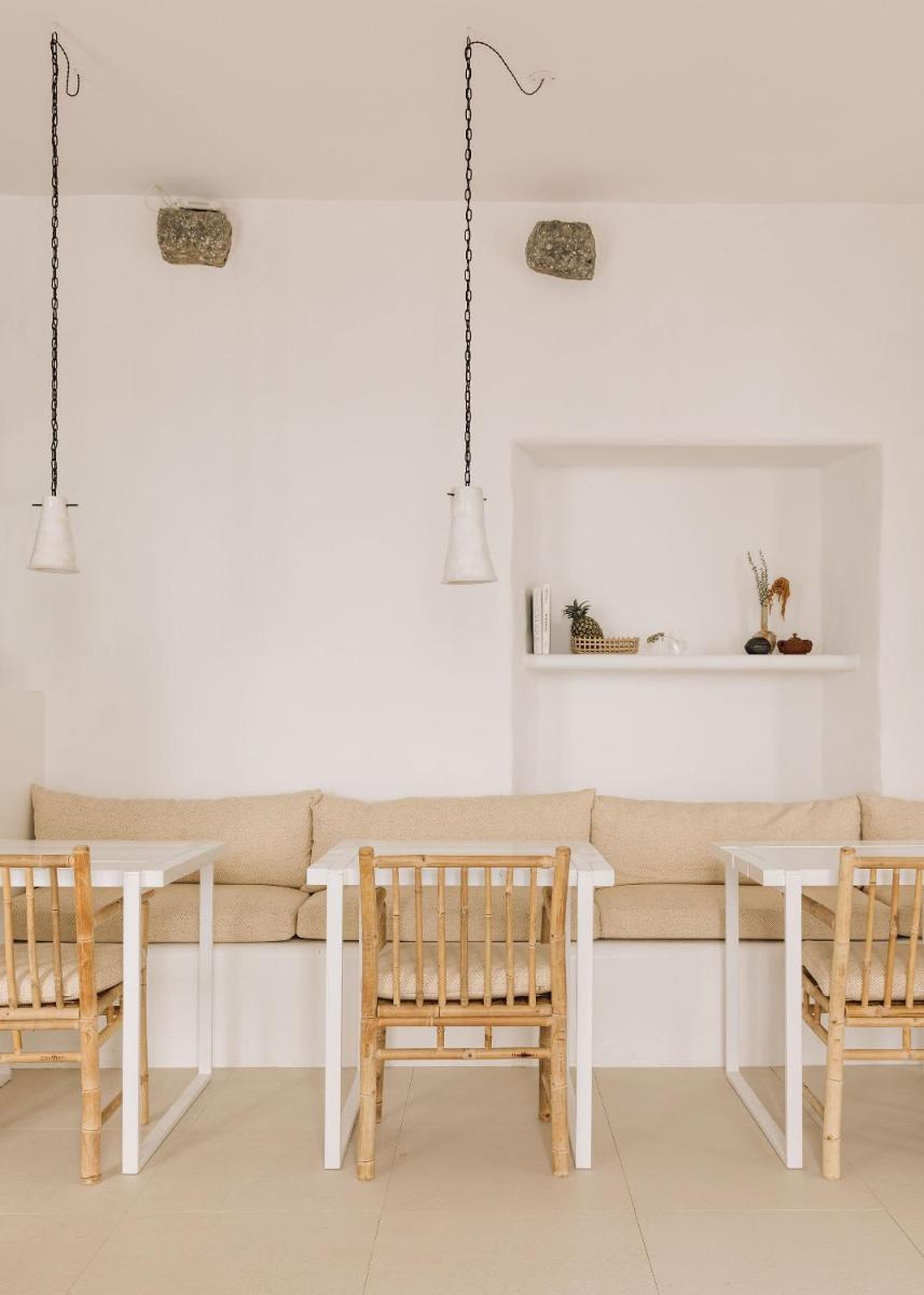 White Exclusive Suites & Villas