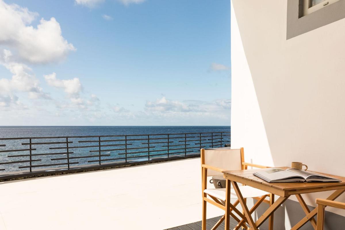 White Exclusive Suites & Villas