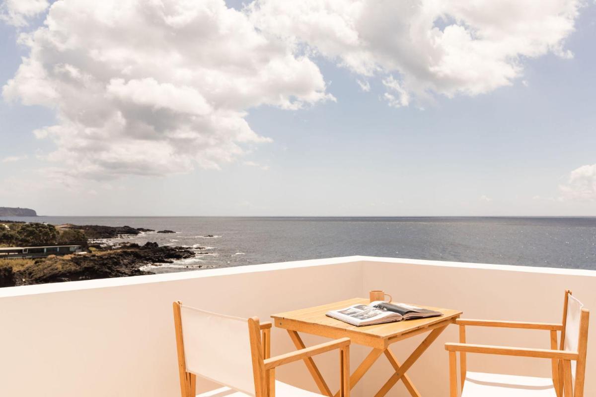 White Exclusive Suites & Villas