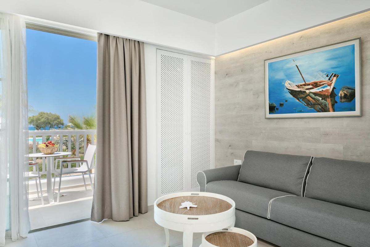 White Pearls-Adults Only Luxury Suites