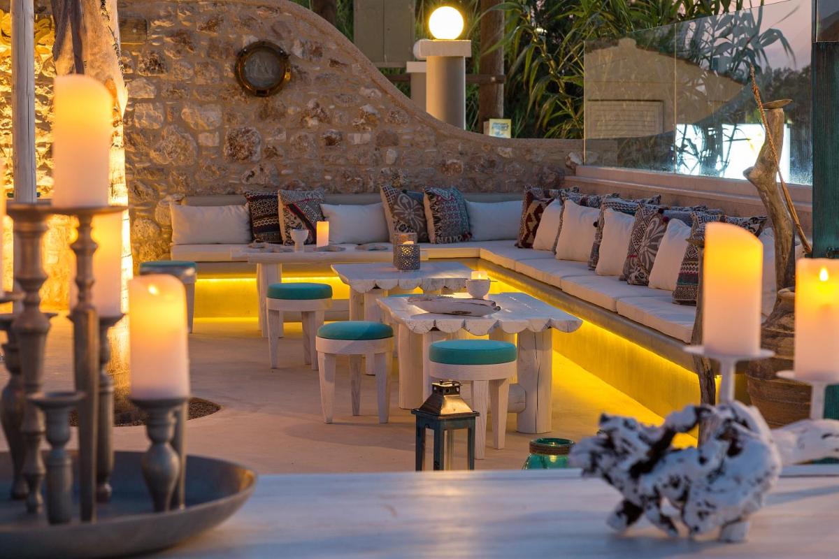 White Pearls-Adults Only Luxury Suites