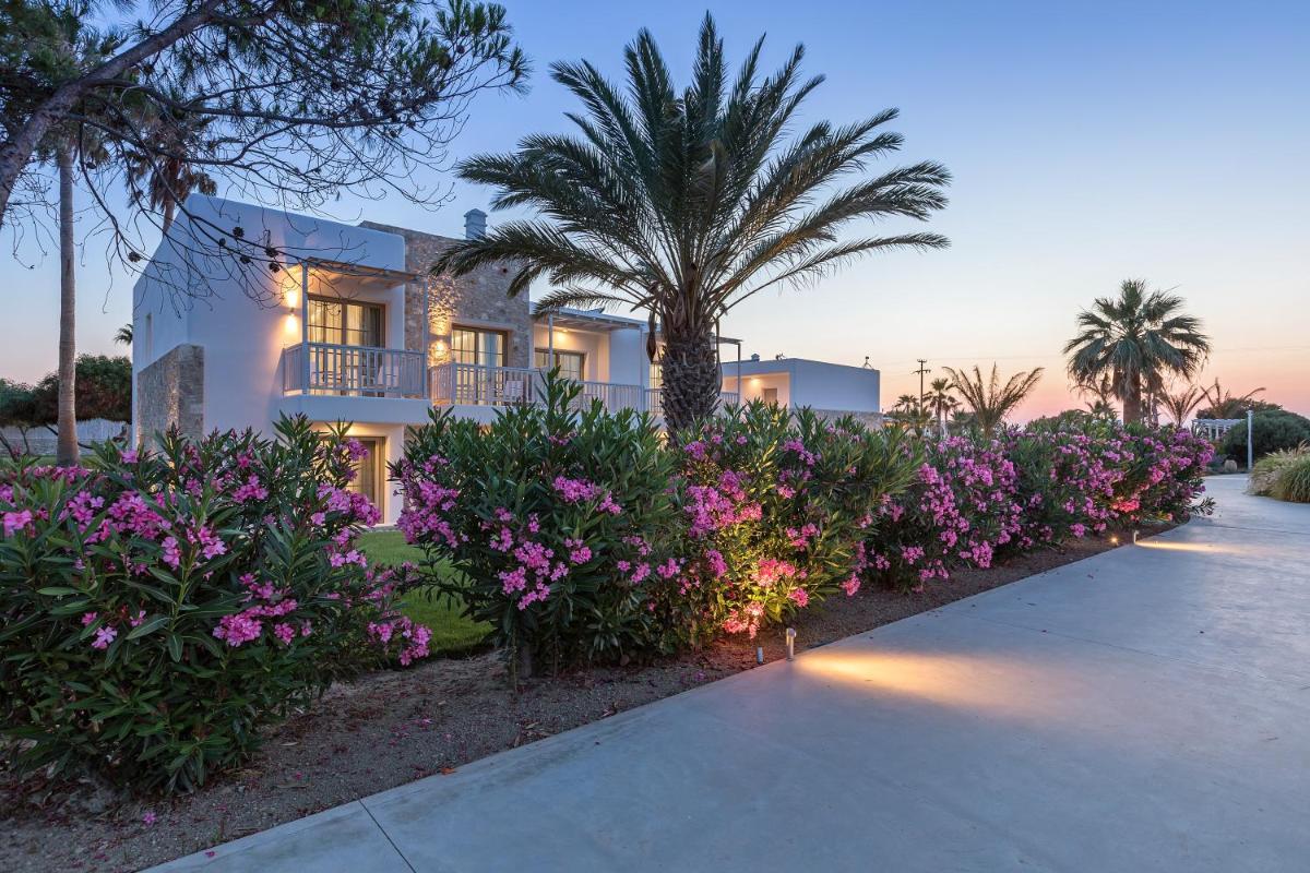 White Pearls-Adults Only Luxury Suites