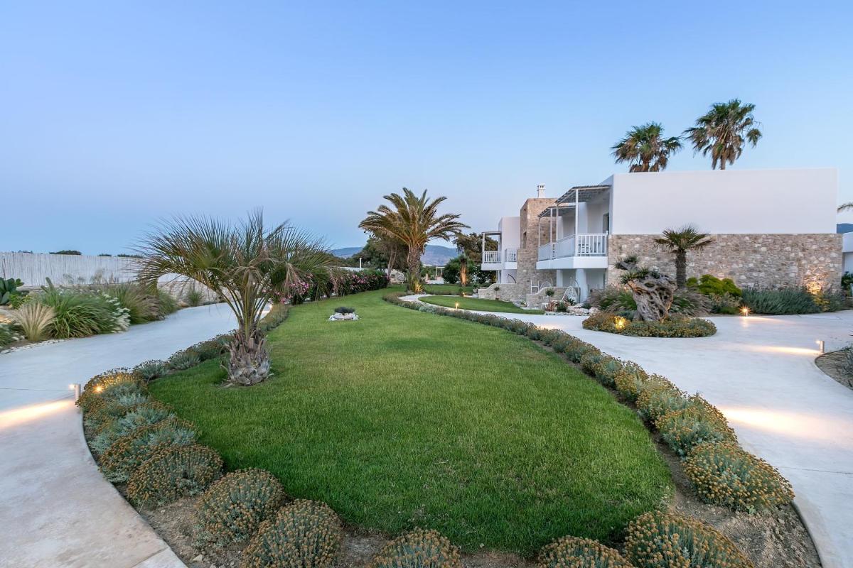 White Pearls-Adults Only Luxury Suites