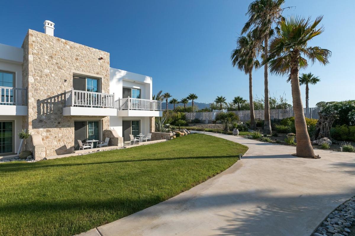 White Pearls-Adults Only Luxury Suites