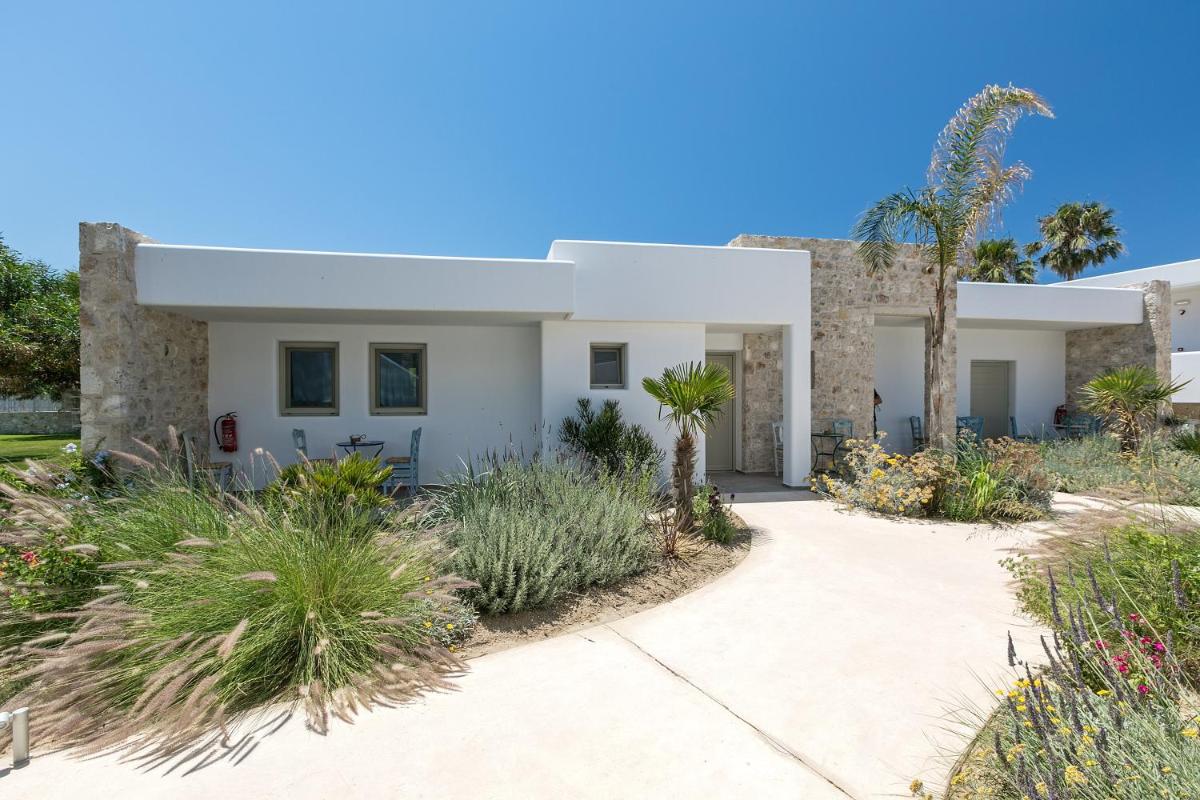 White Pearls-Adults Only Luxury Suites