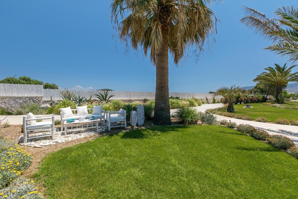 White Pearls-Adults Only Luxury Suites