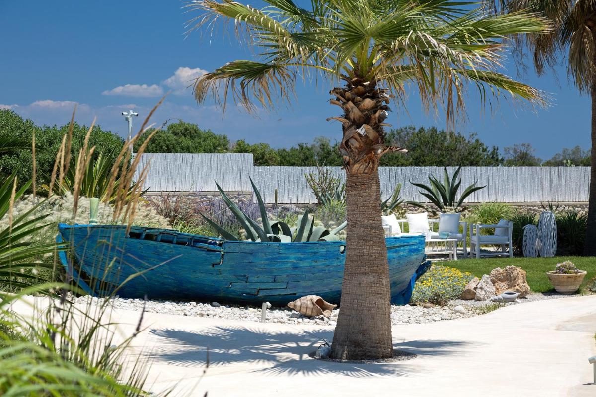 White Pearls-Adults Only Luxury Suites