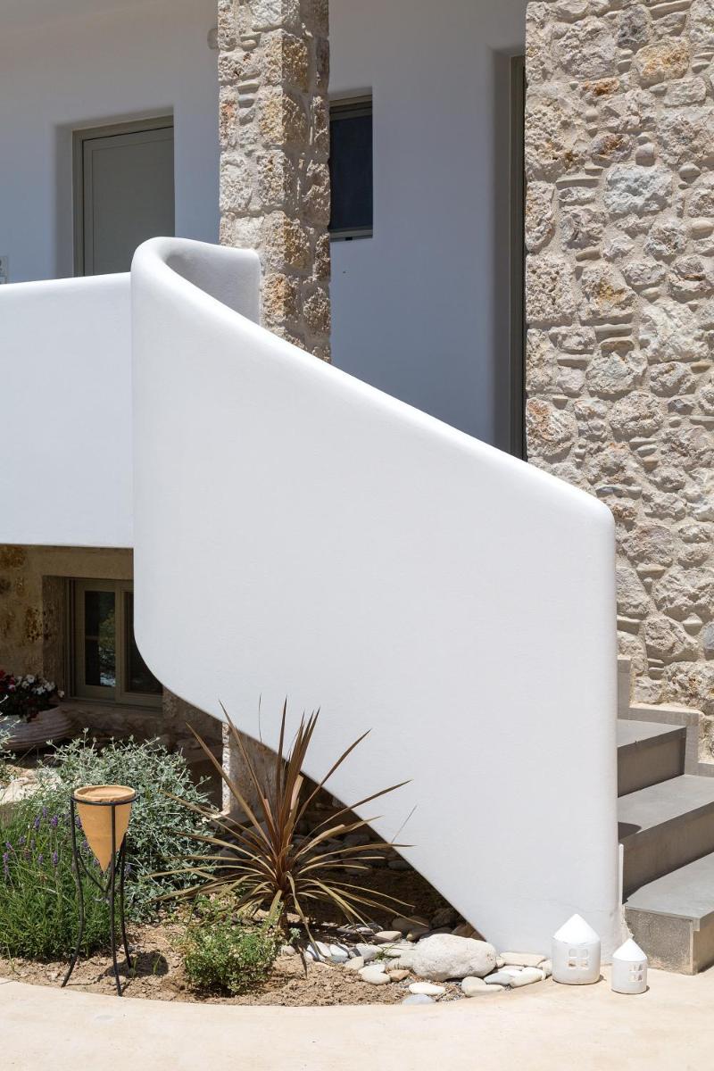 White Pearls-Adults Only Luxury Suites