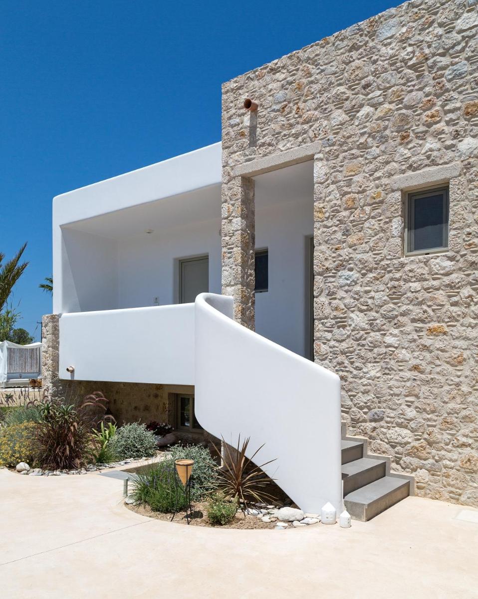 White Pearls-Adults Only Luxury Suites