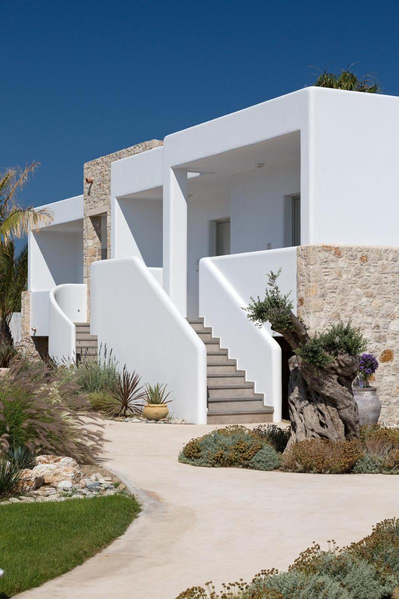 White Pearls-Adults Only Luxury Suites