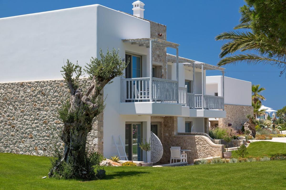 White Pearls-Adults Only Luxury Suites