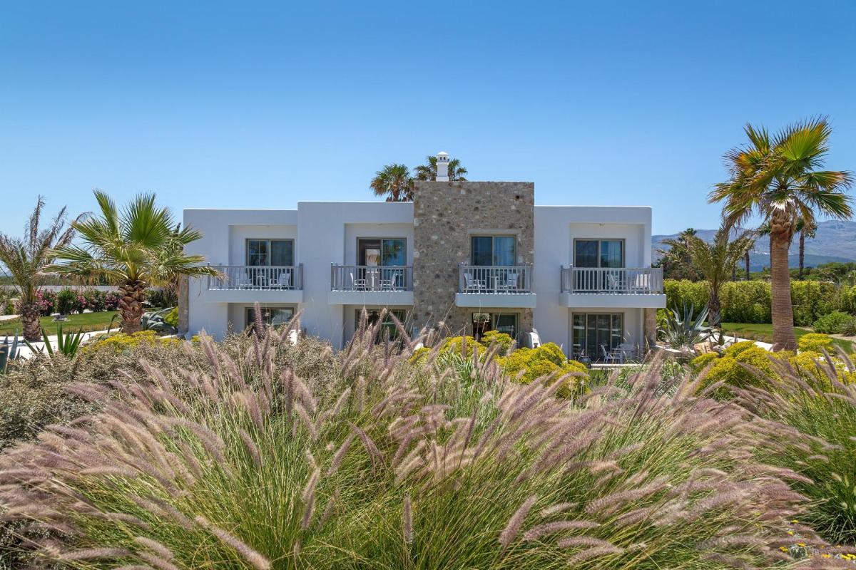 White Pearls-Adults Only Luxury Suites