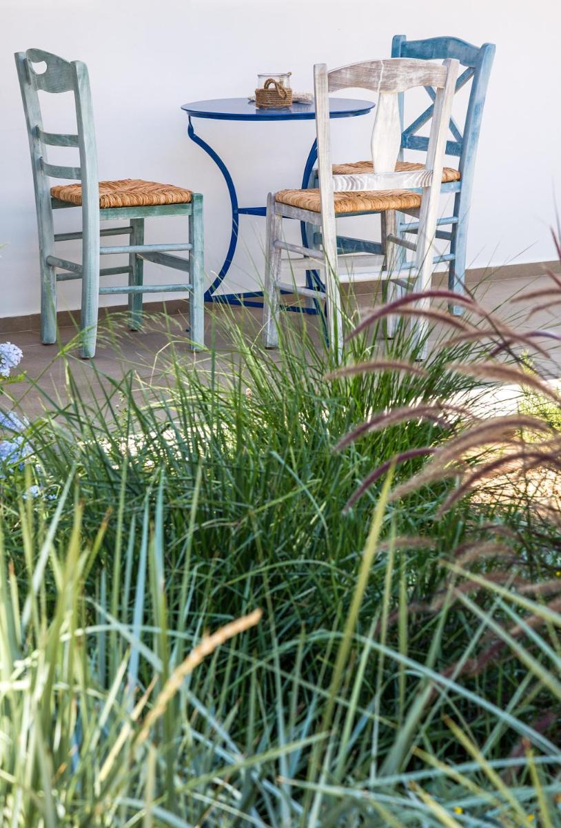 White Pearls-Adults Only Luxury Suites