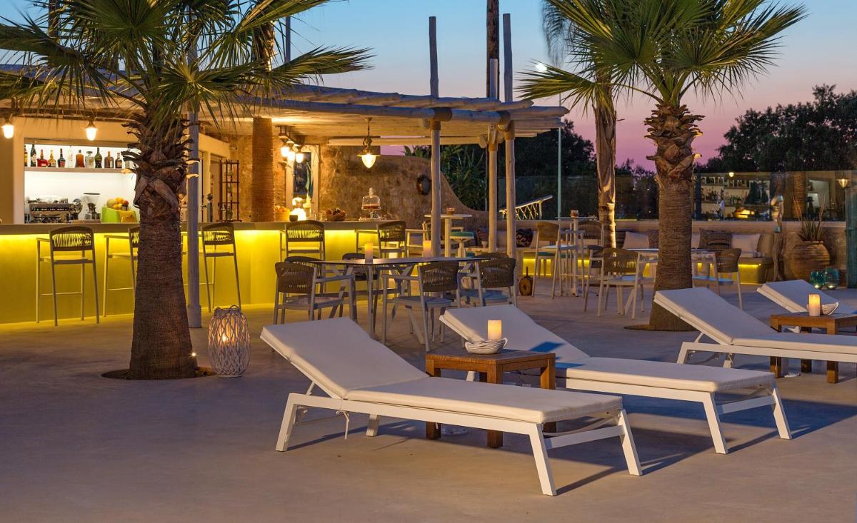 White Pearls-Adults Only Luxury Suites