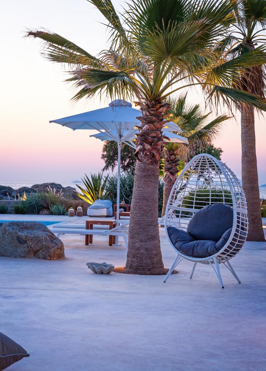 White Pearls-Adults Only Luxury Suites