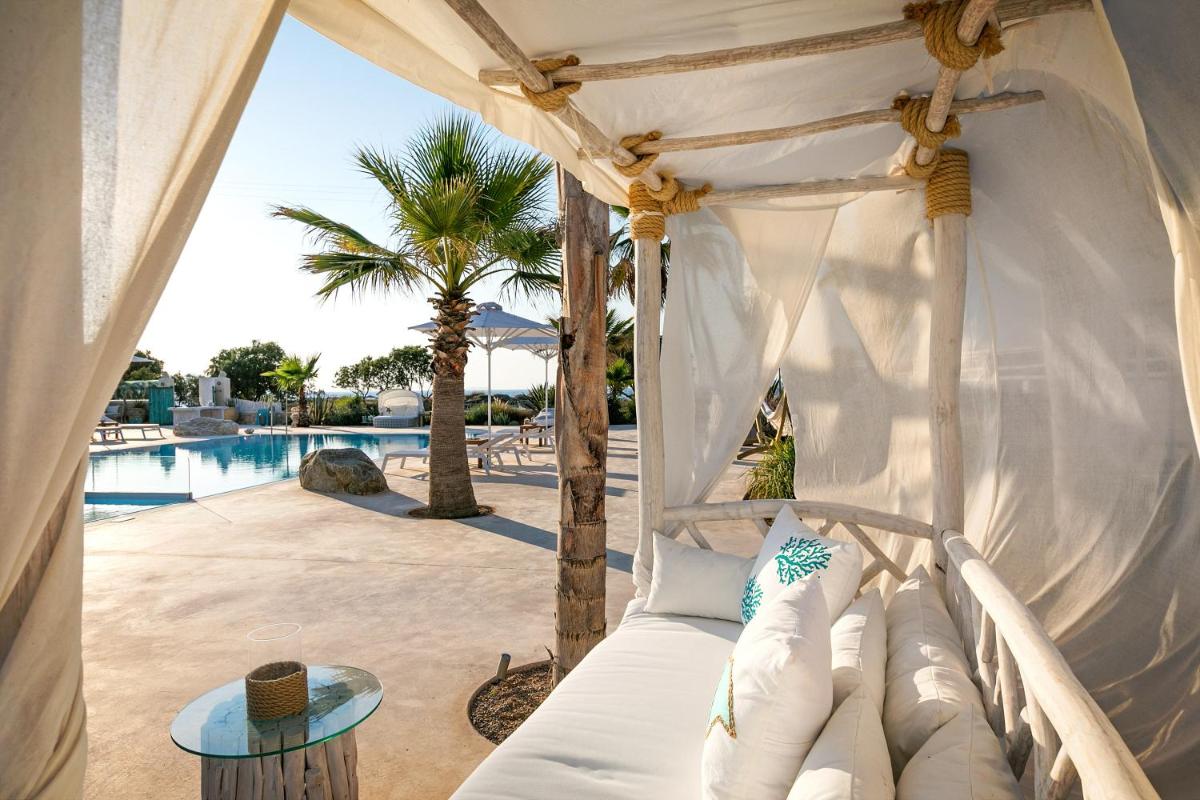 White Pearls-Adults Only Luxury Suites