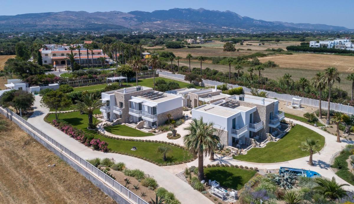 White Pearls-Adults Only Luxury Suites