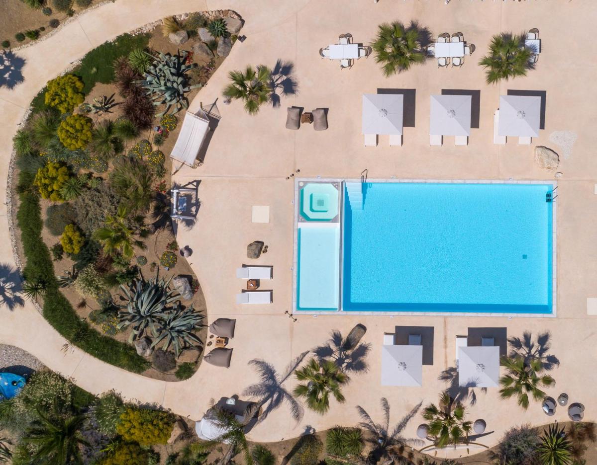 White Pearls-Adults Only Luxury Suites