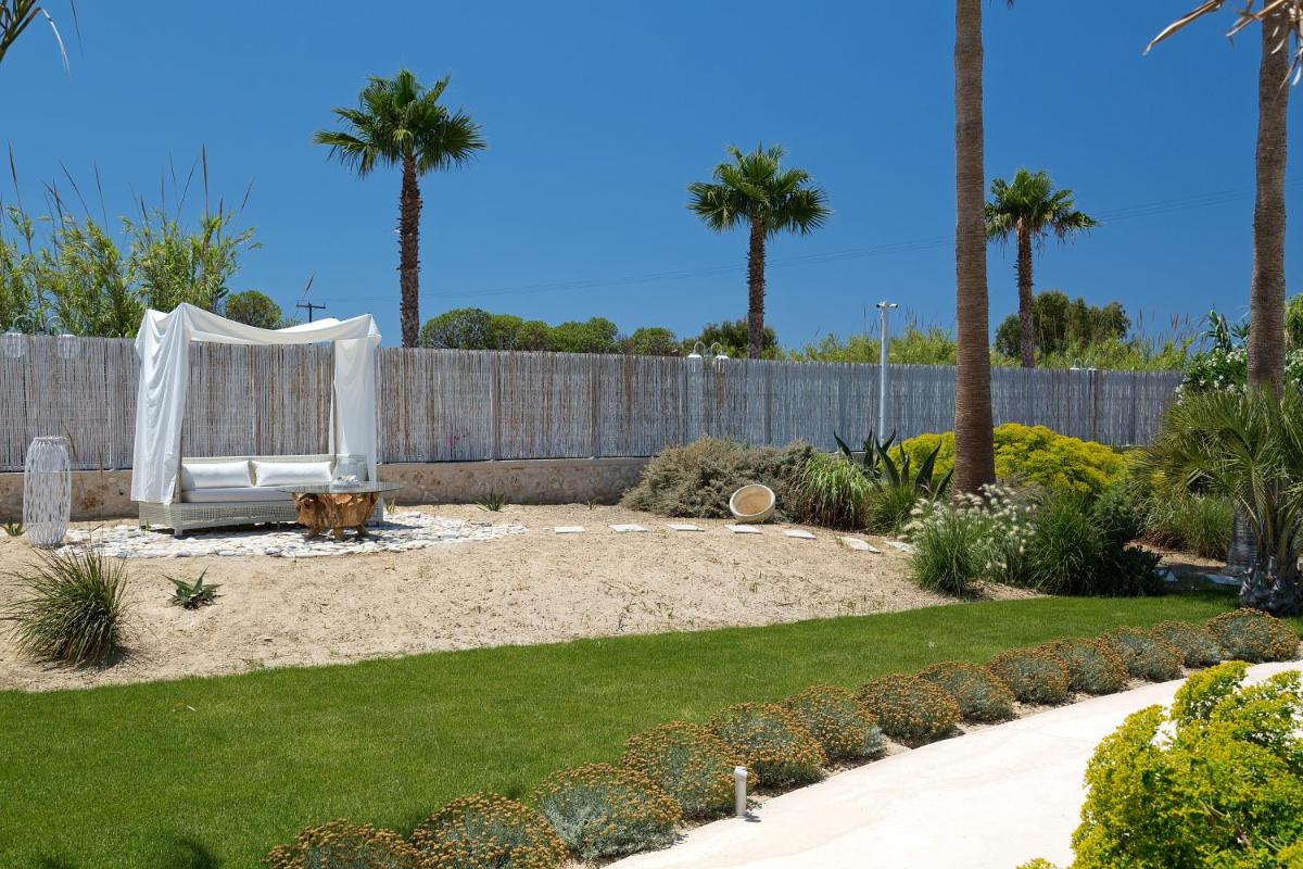 White Pearls-Adults Only Luxury Suites