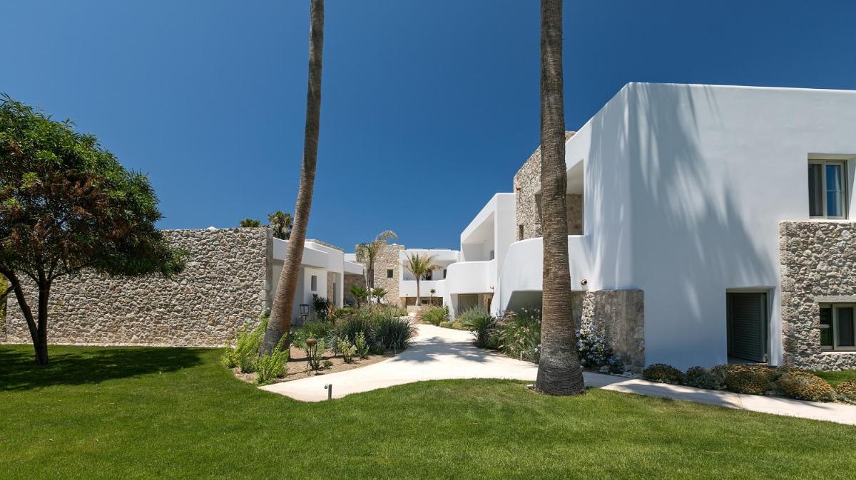 White Pearls-Adults Only Luxury Suites
