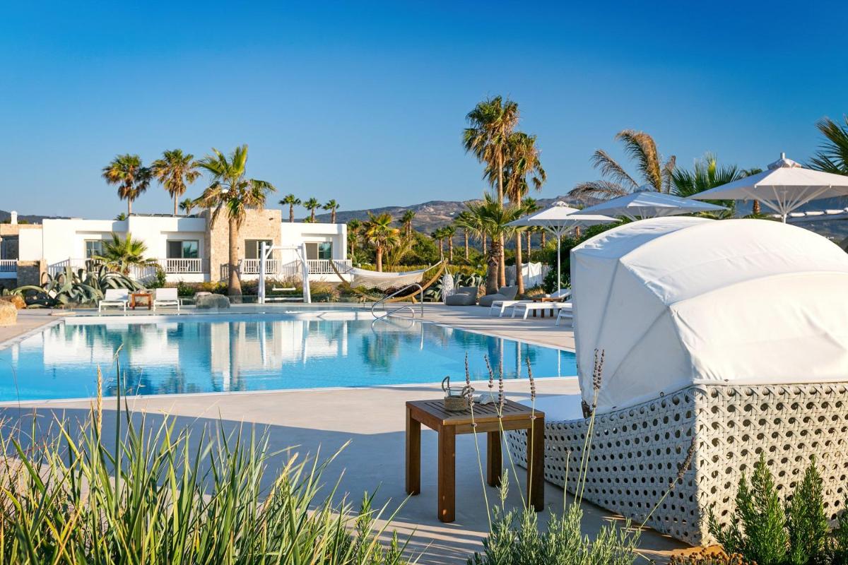 White Pearls-Adults Only Luxury Suites