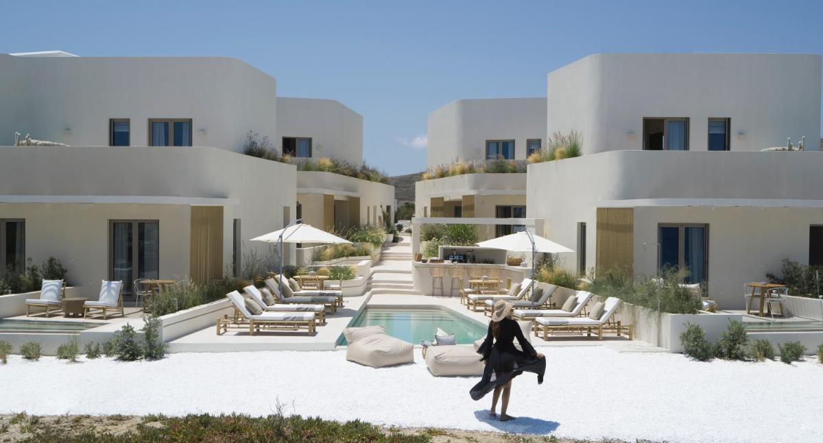 White Pebble Suites