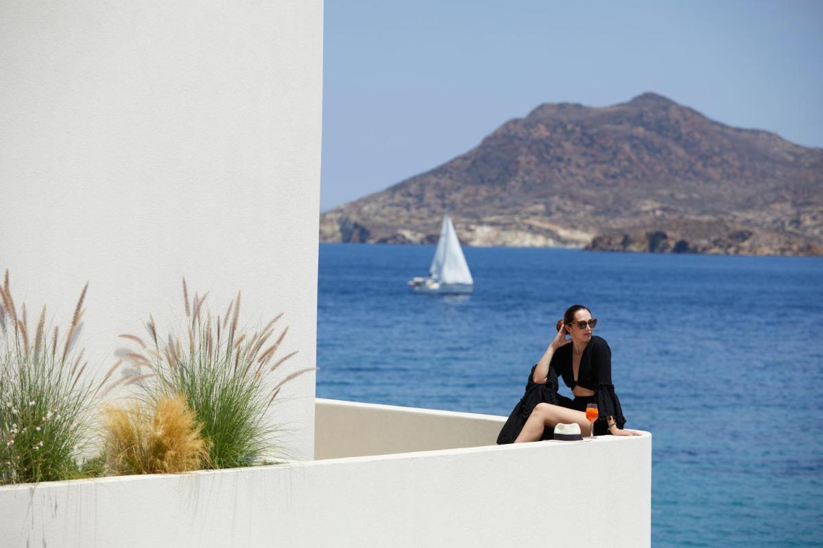 White Pebble Suites