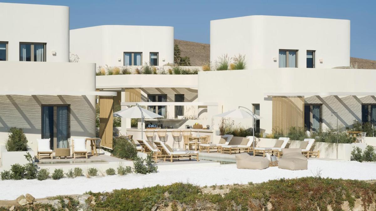 White Pebble Suites