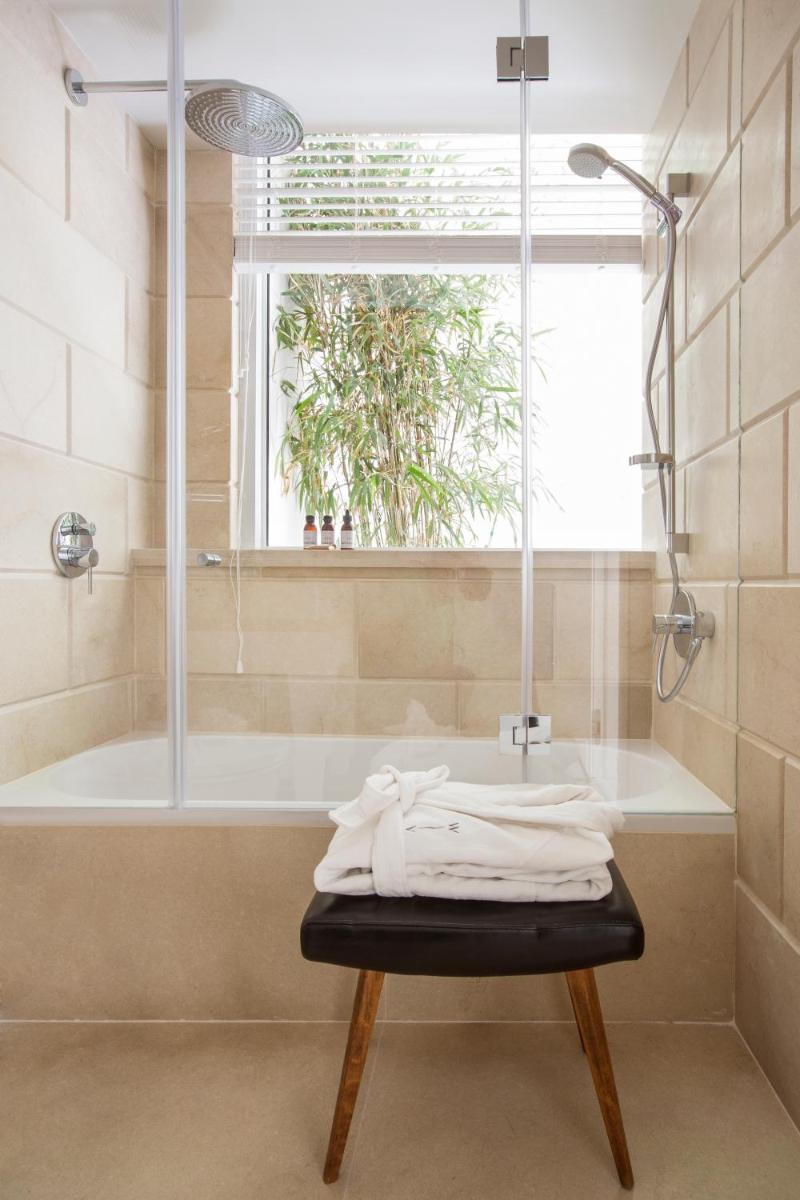 White Villa Tel Aviv Hotel