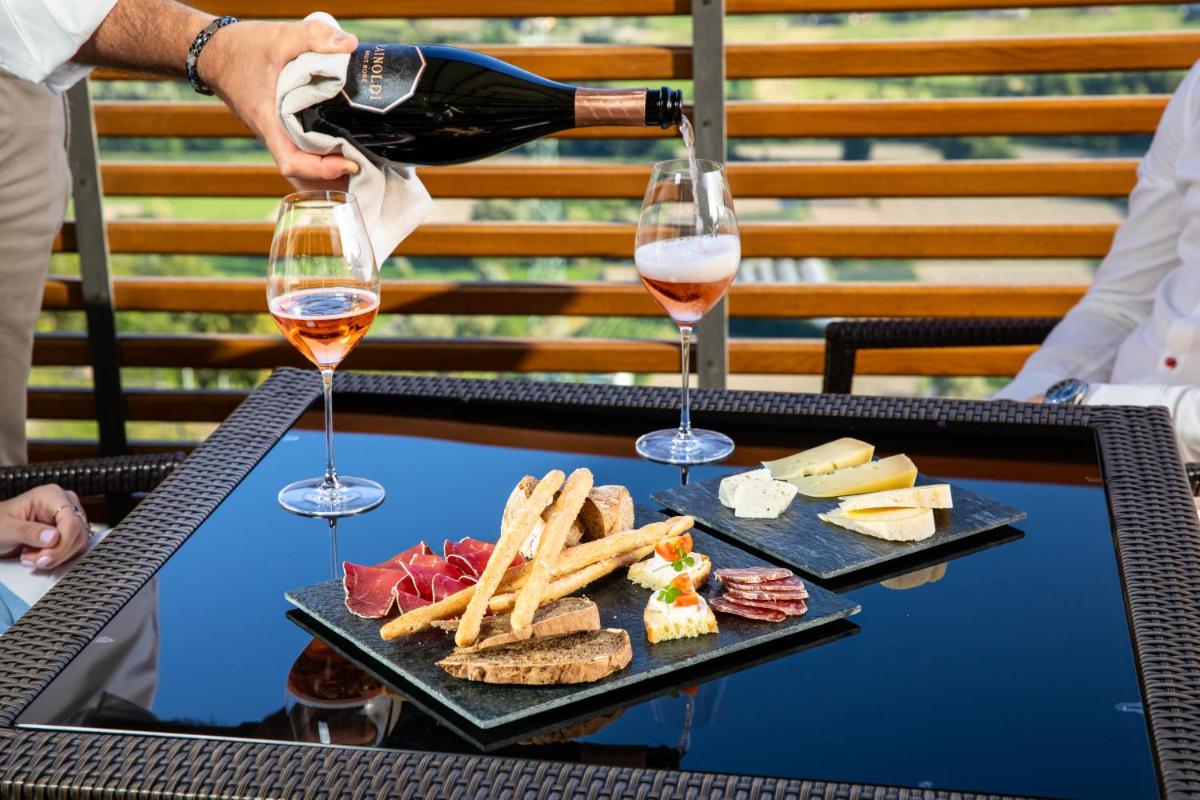 Wine Hotel Retici Balzi