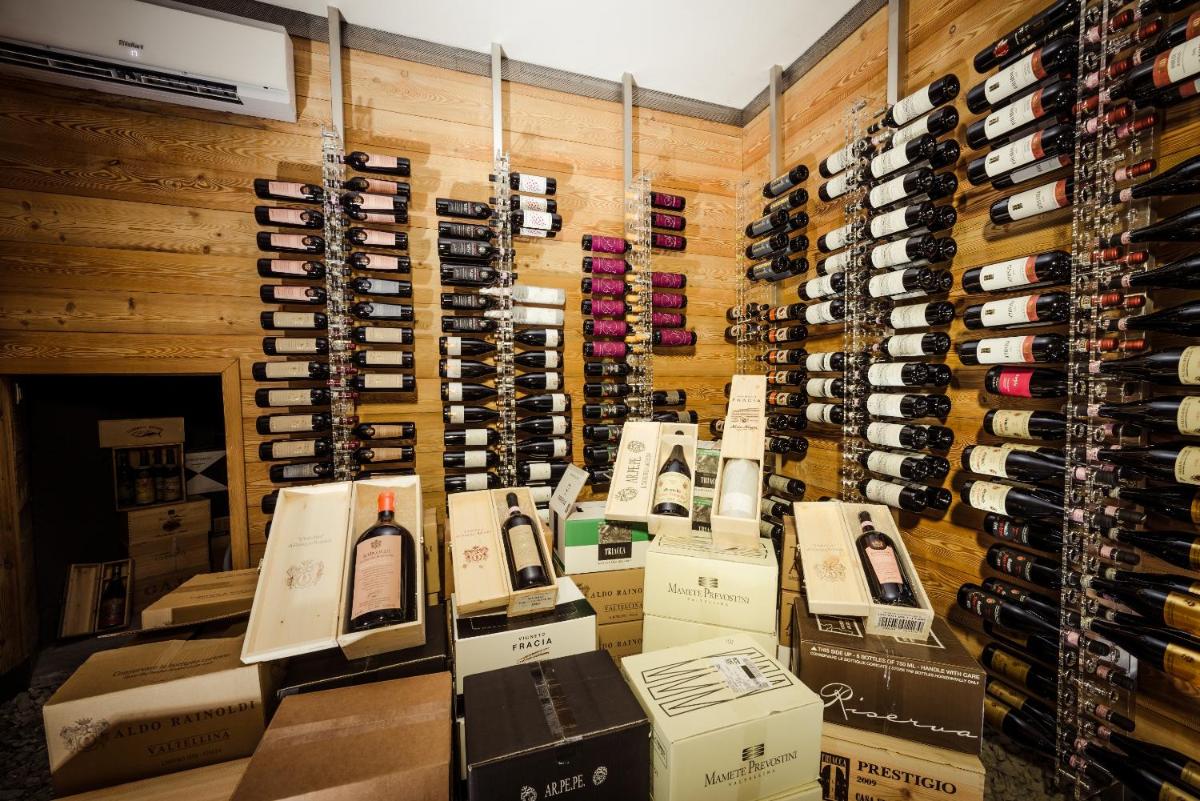 Wine Hotel Retici Balzi