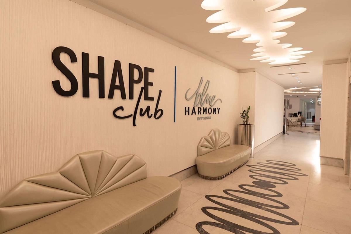 Wyndham Grand Istanbul Kalamış Marina Hotel