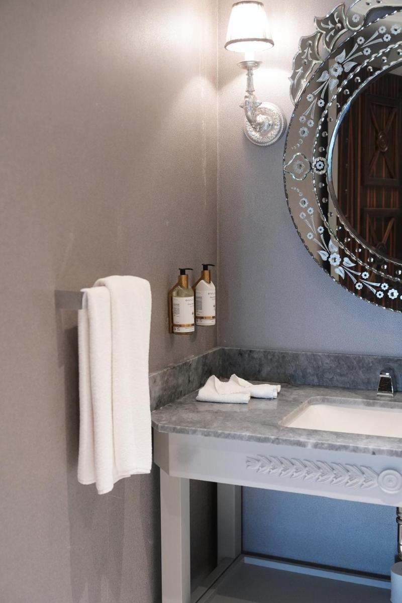 Wyndham Grand Istanbul Kalamış Marina Hotel