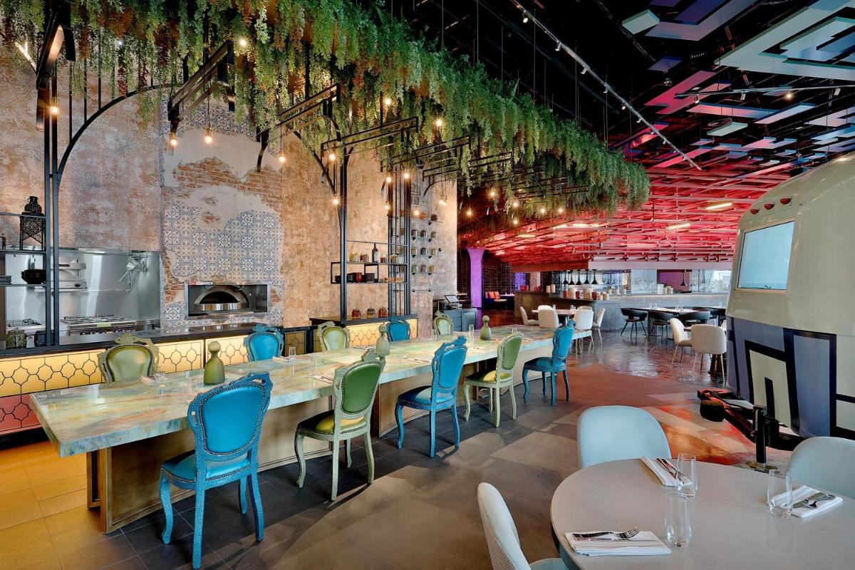 W Abu Dhabi - Yas Island