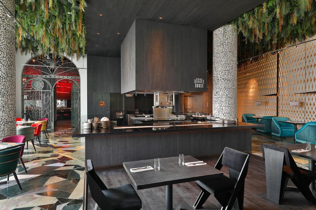 W Abu Dhabi - Yas Island