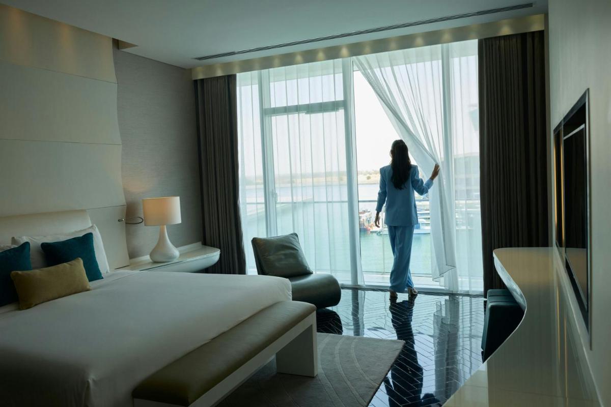 W Abu Dhabi - Yas Island
