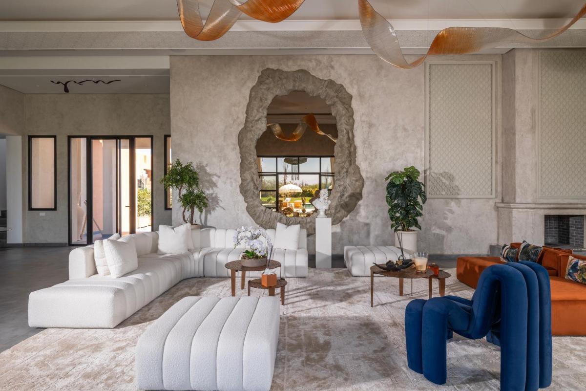 Yin Hotel & Spa
