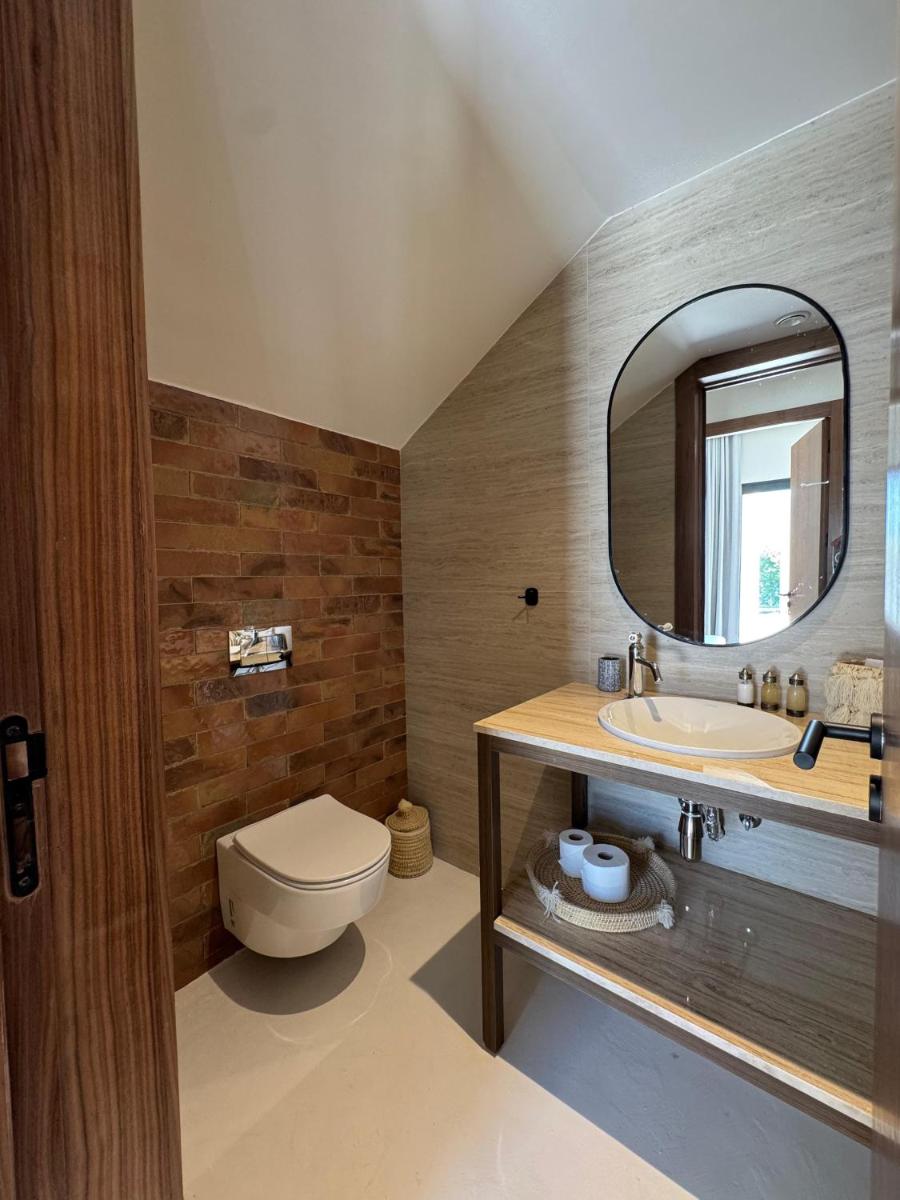 Yin Hotel & Spa