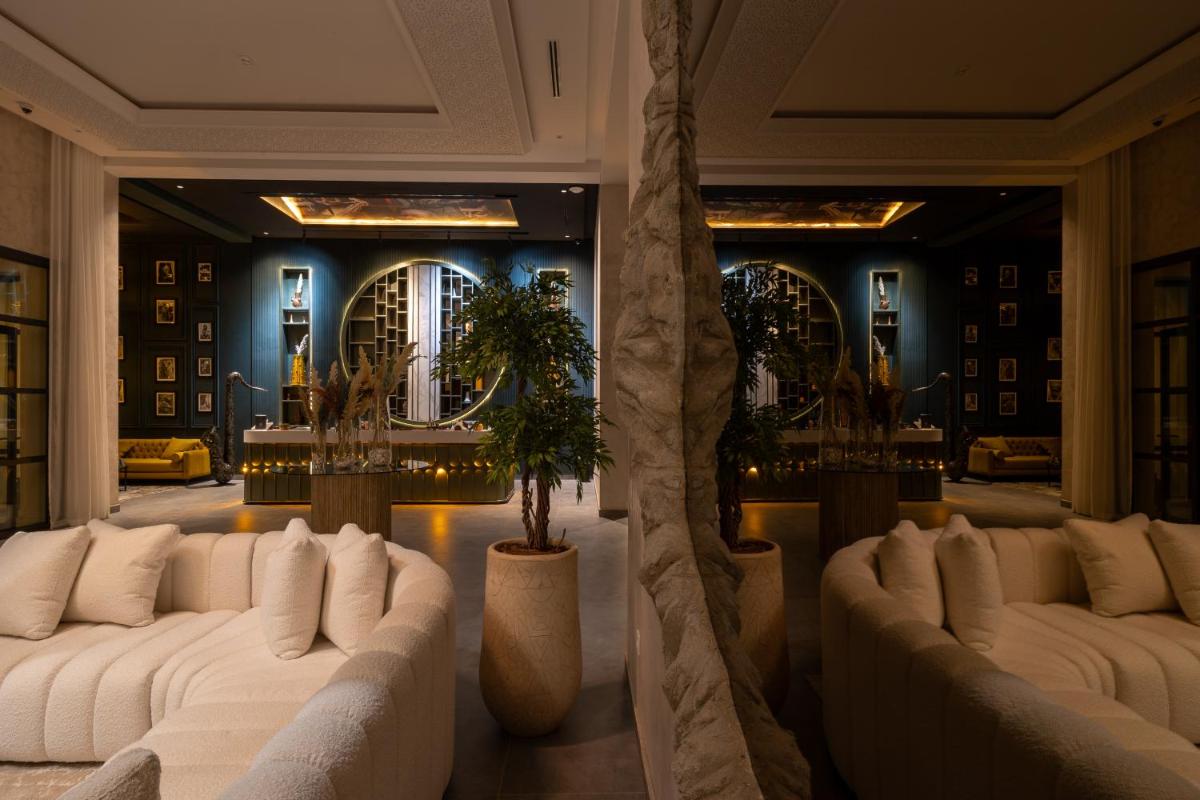 Yin Hotel & Spa