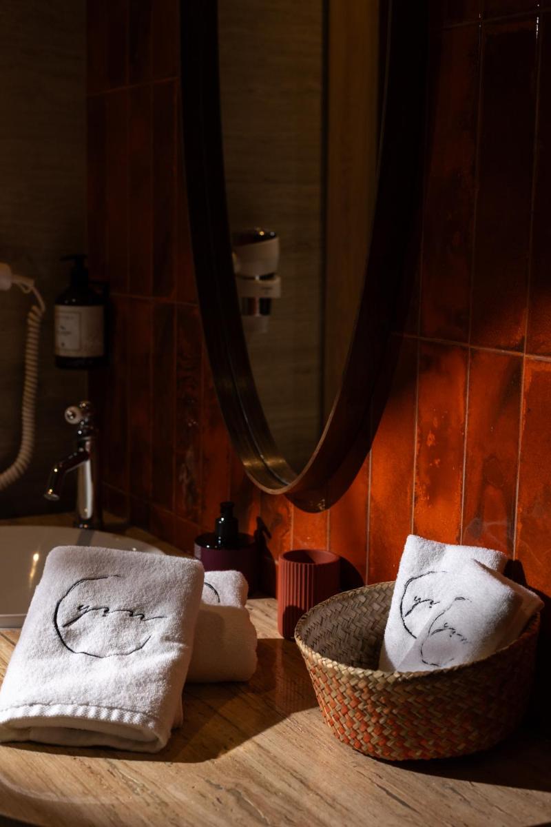 Yin Hotel & Spa