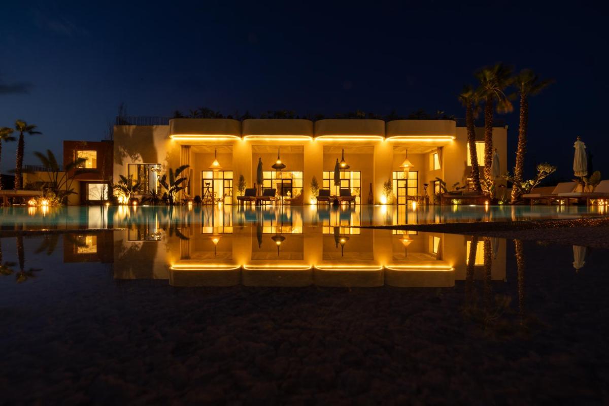 Yin Hotel & Spa