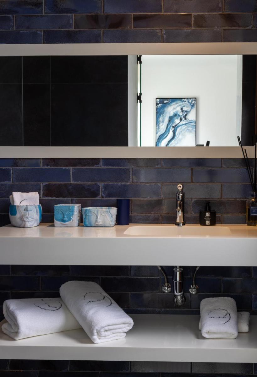 Yin Hotel & Spa
