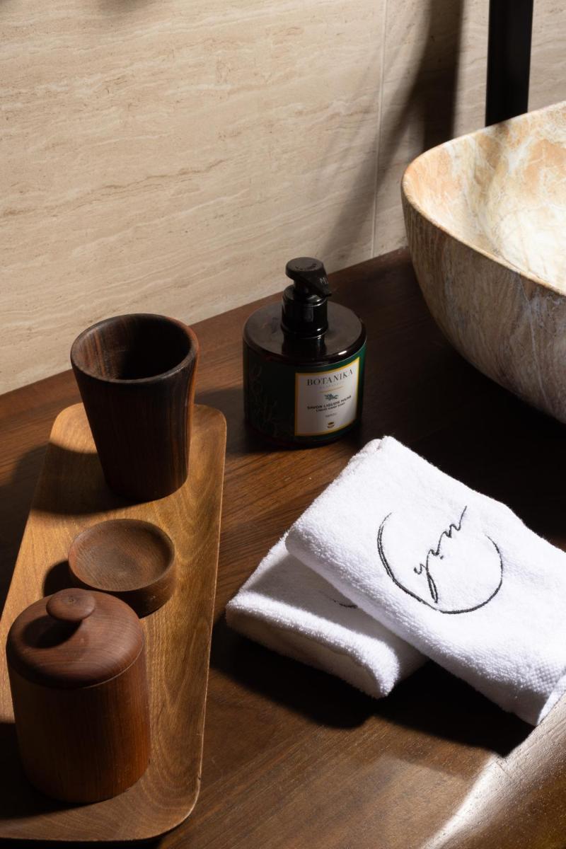 Yin Hotel & Spa