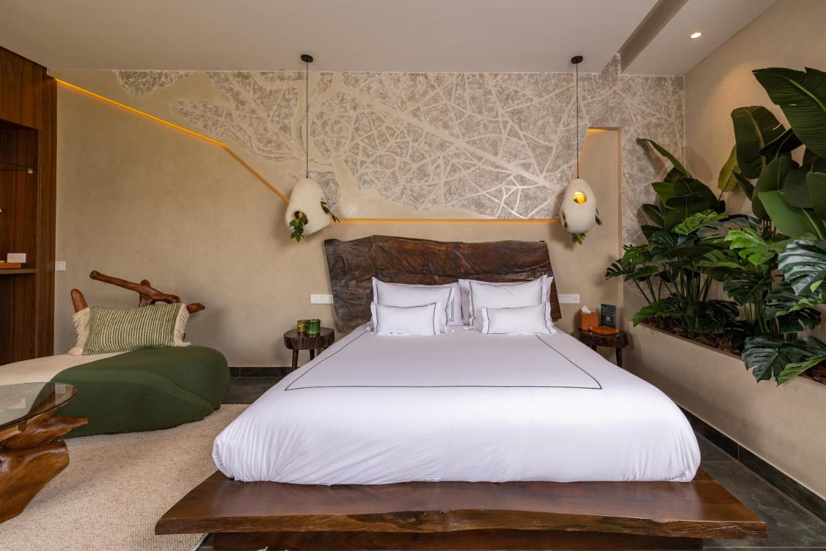Yin Hotel & Spa